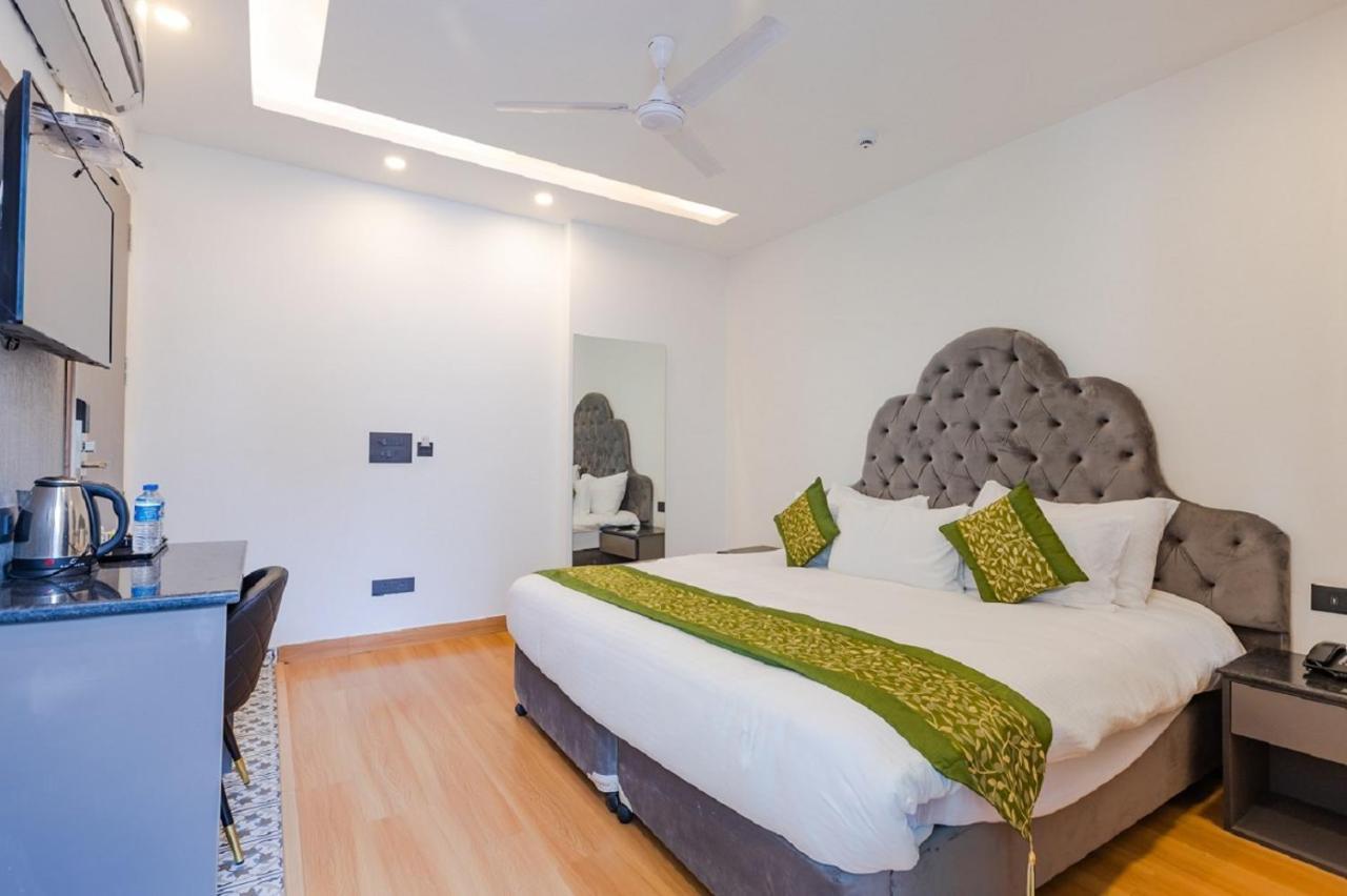 Mayur By Roomsinc Delhi Нью-Дели Экстерьер фото
